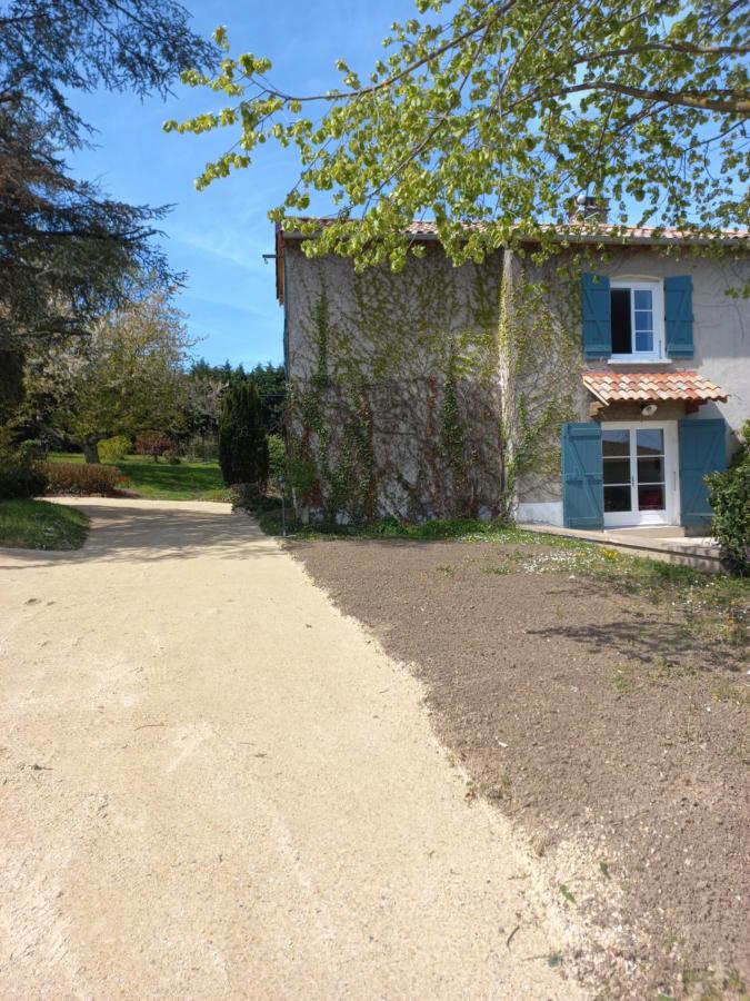 Bed and Breakfast L'Eglantyne La Chapelle-de-Guinchay Exterior foto